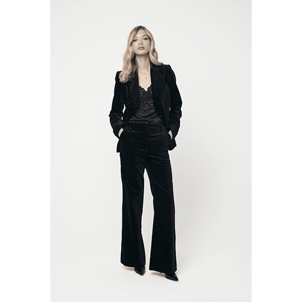 Pia Tjelta Beau Velvet Blazer Black