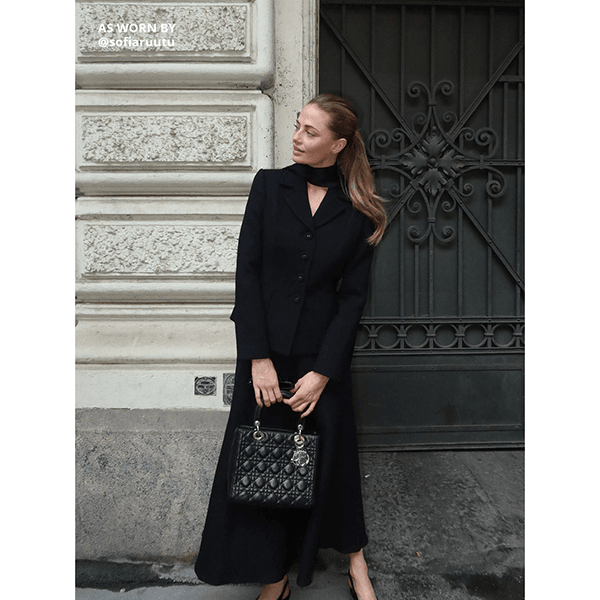 Andiata Kity 85 V Skirt Black